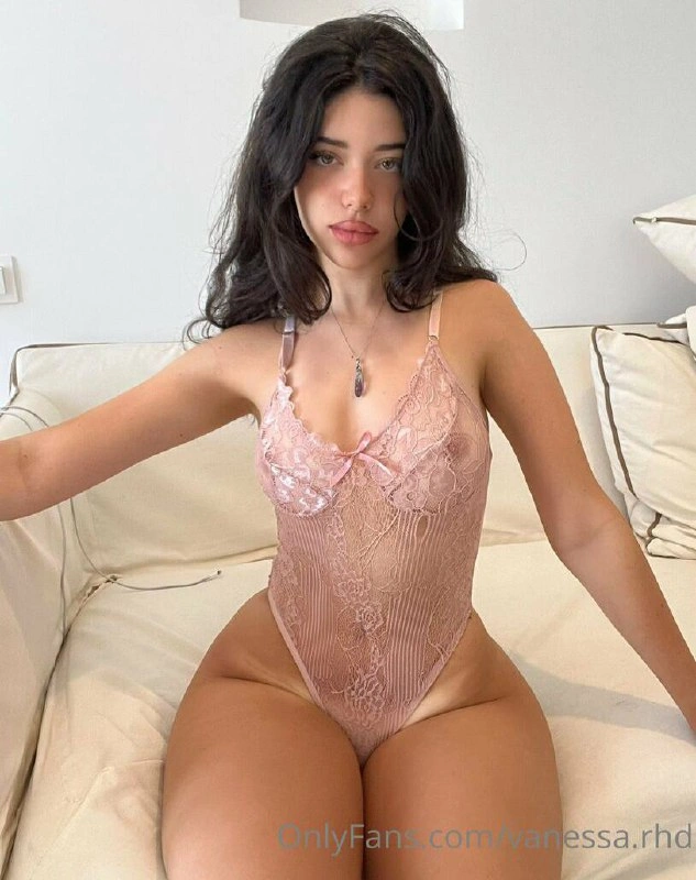  Vanessa.Rhd