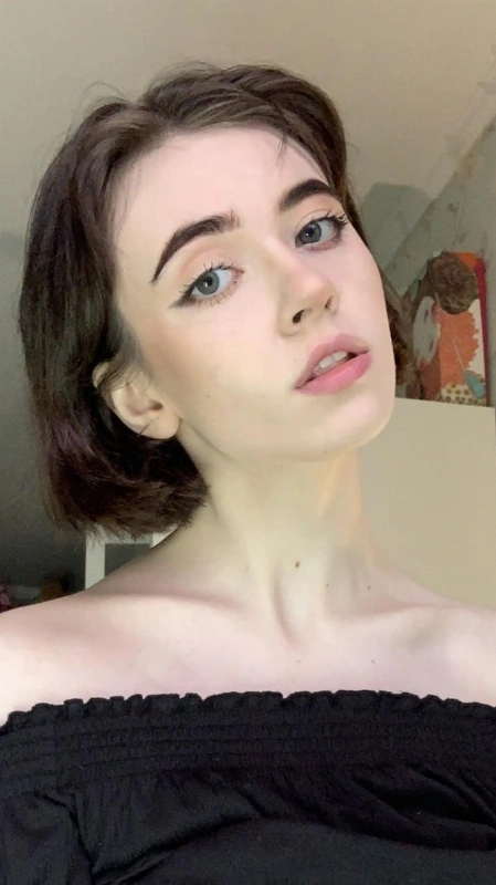 Yoursmalldoll "15GB"