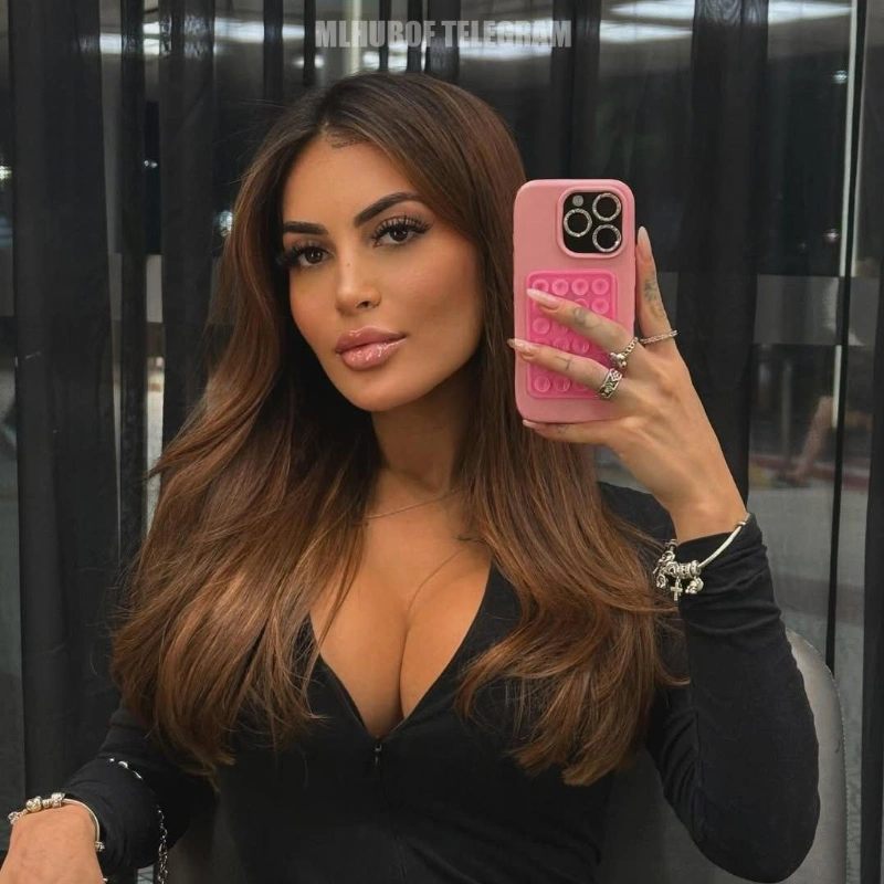 Model mari avila