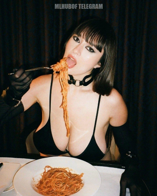 Model sashahu