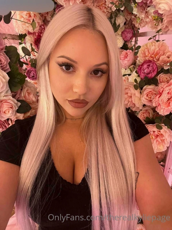 Kylie page