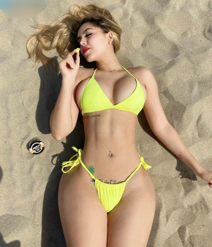 Viviane lomelin
