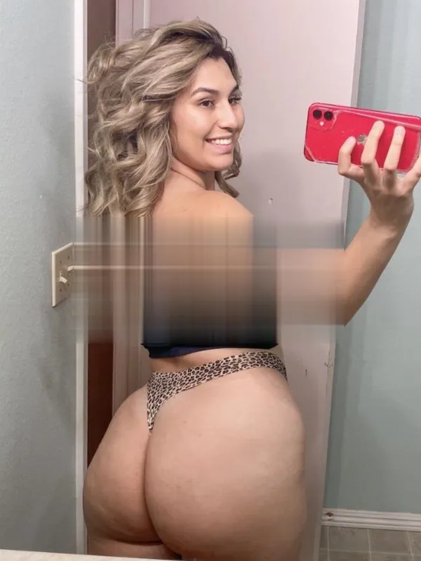 NaduhlyCabral