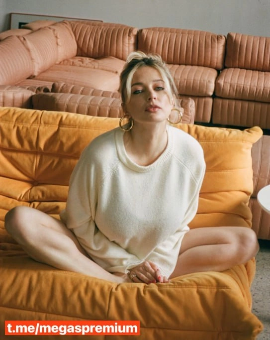 carolinevreeland