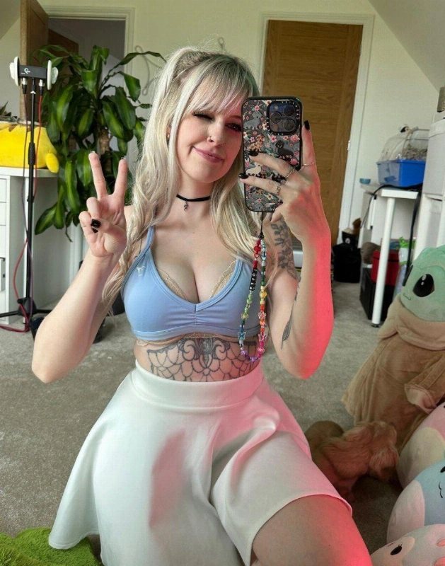 Shyphoebe