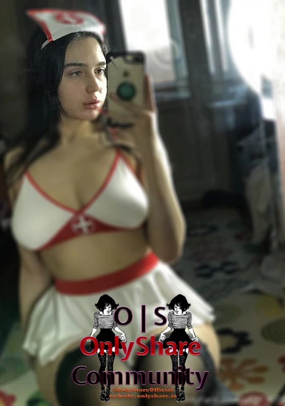 Lizzi69 4.07 GB