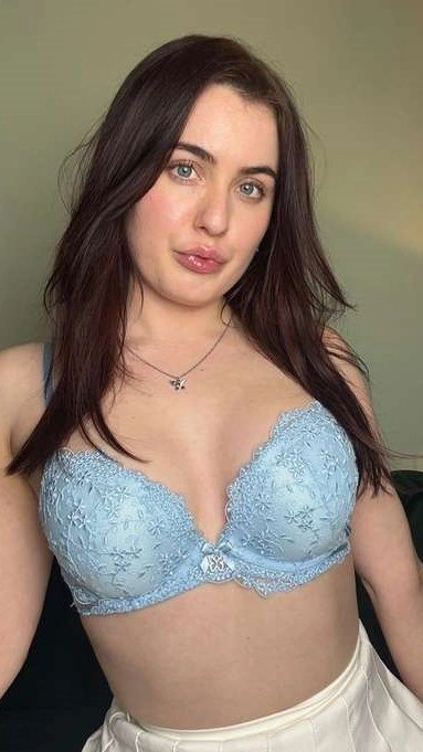 Lolaraexxx "2.6GB"