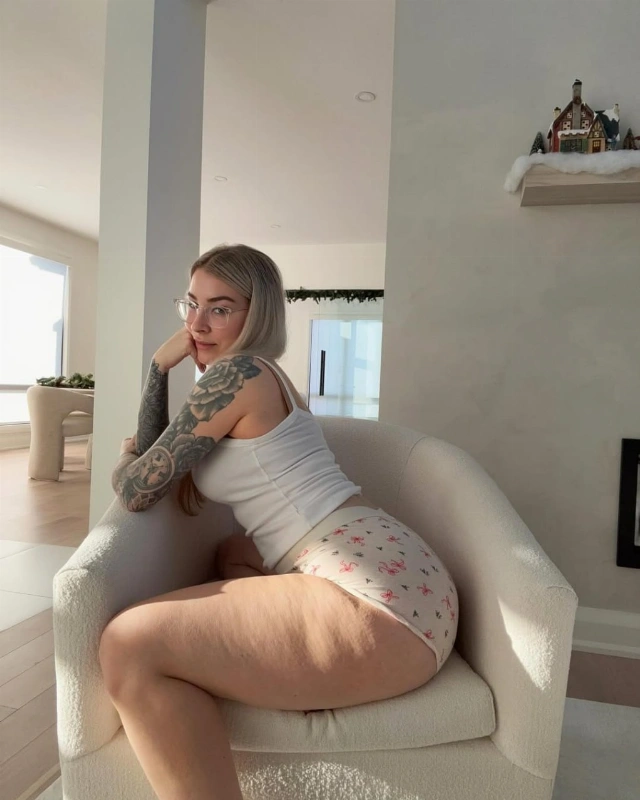  Jen Bretty