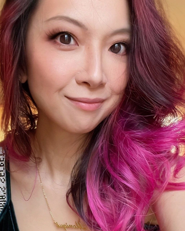 ASIANHOTWIFE
