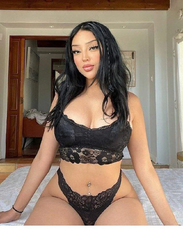 Mia Amador