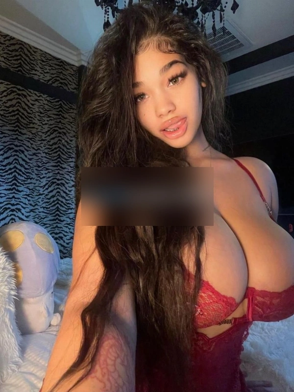 Hot4Lexi