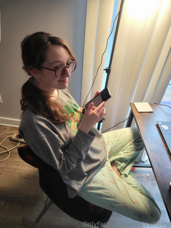 sophieellie