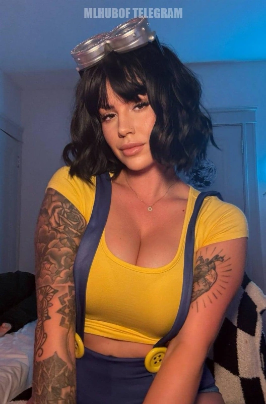 ShotsofSimone