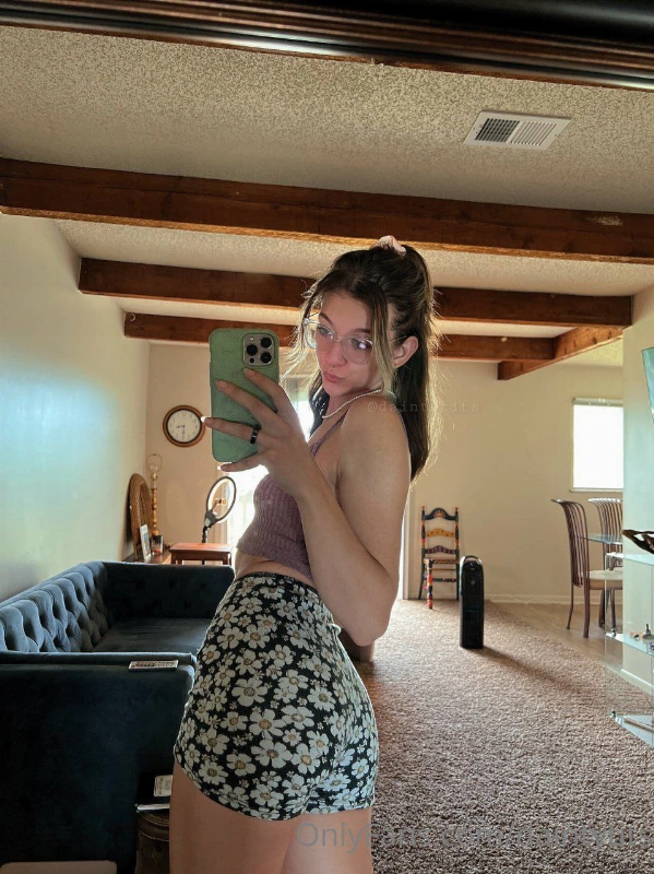 Daintytits