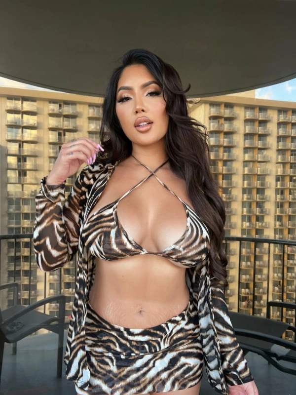  Marie Madore