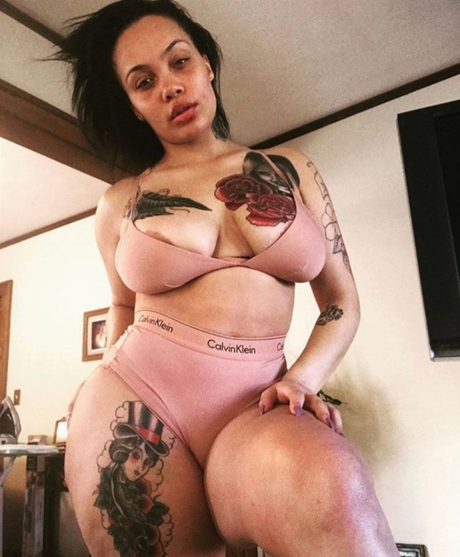 SARA GOLD