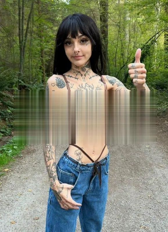 KeatonBelle
