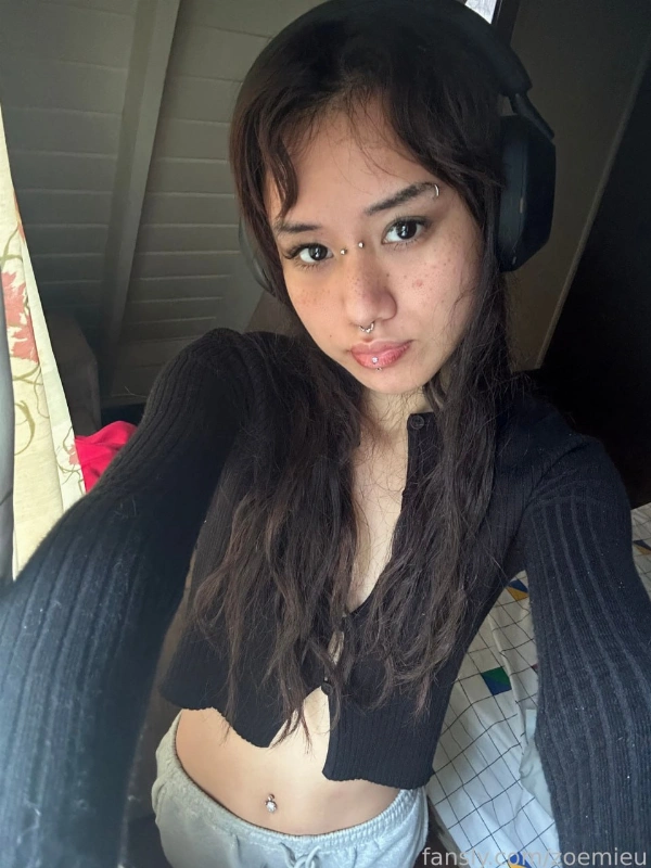  Zoemieu 