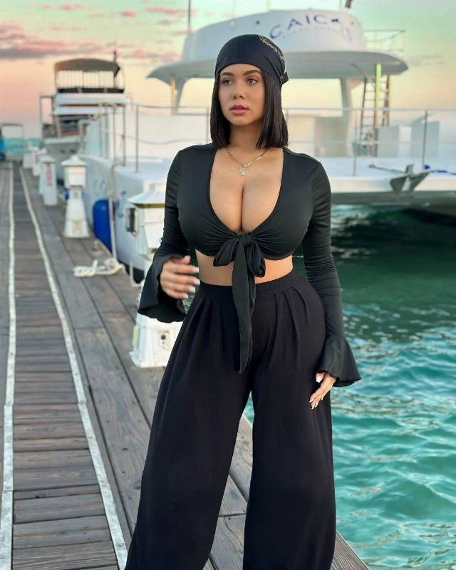 #AudryAdames 