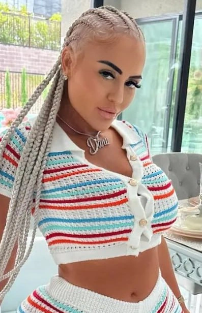 DaniiBanks "0.6GB"