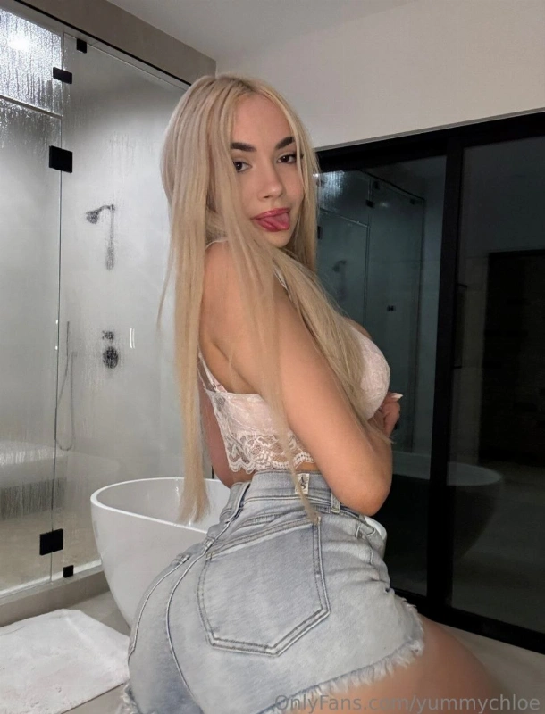 YUMMY CHLOE