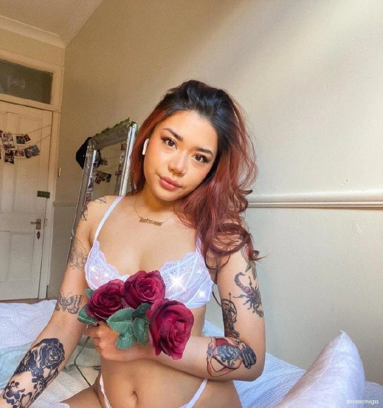  Squirting Angel Mega