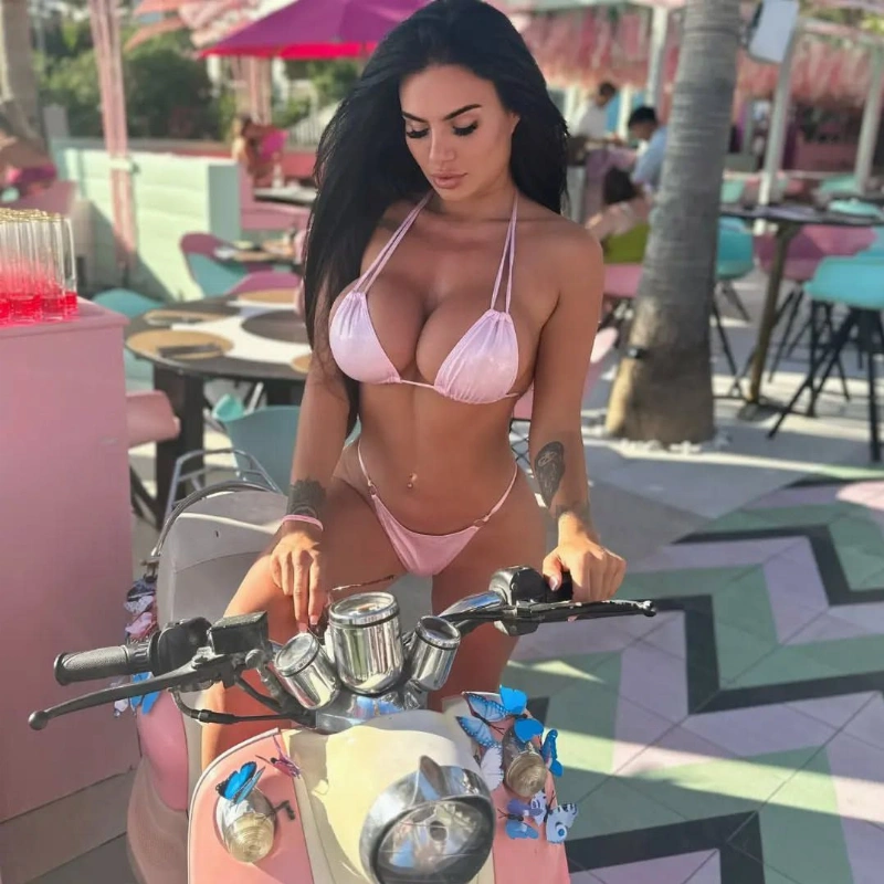 Amber Jasmine