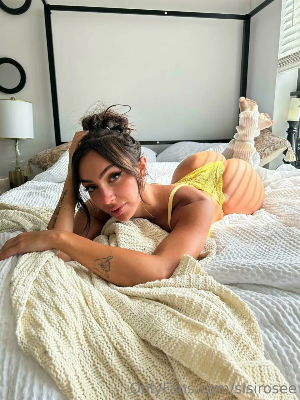 sisi rose (27gb)