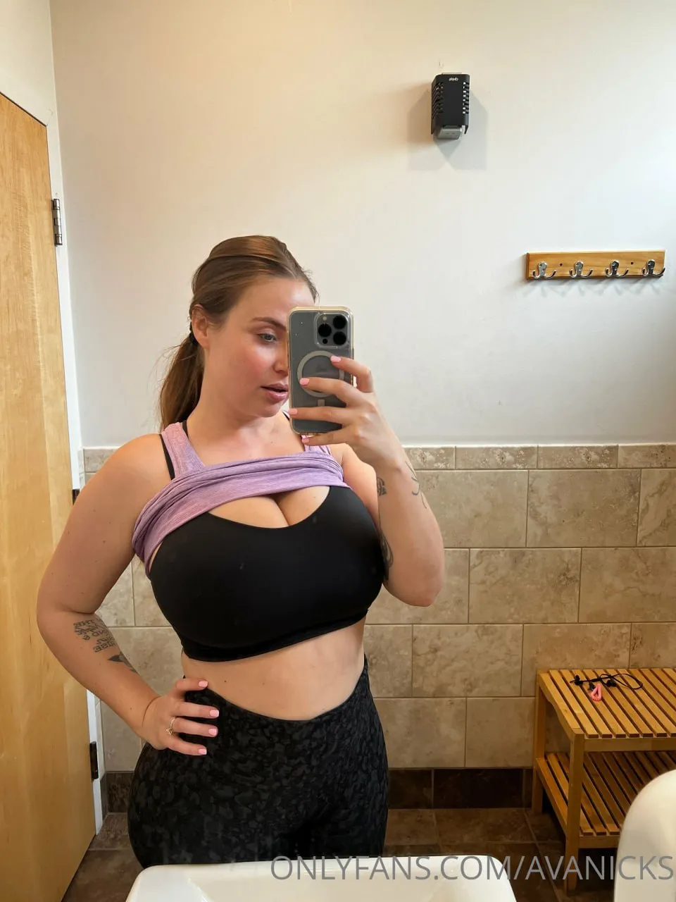 ava nicks (75gb)