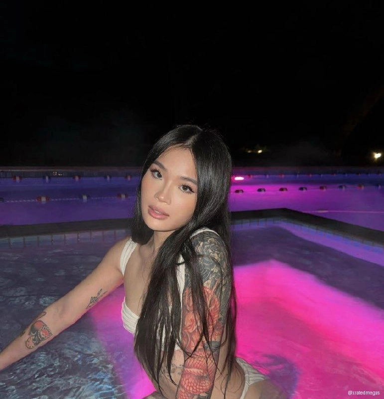  TvylorAfterDark2 Mega