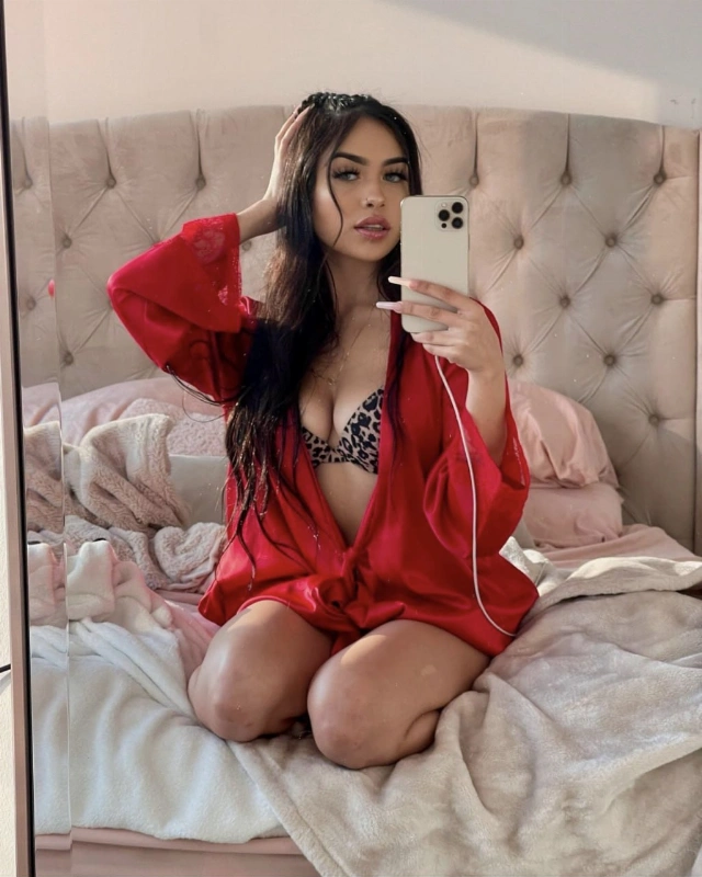  QueenBri69 
