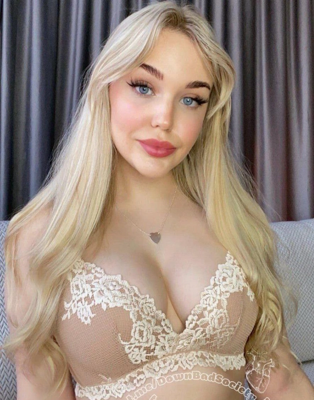 CuteBlondieMaya