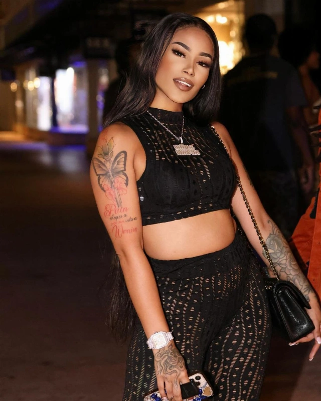 THEMIINA MARIIE